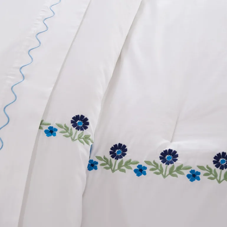 Emmylou Comforter Set