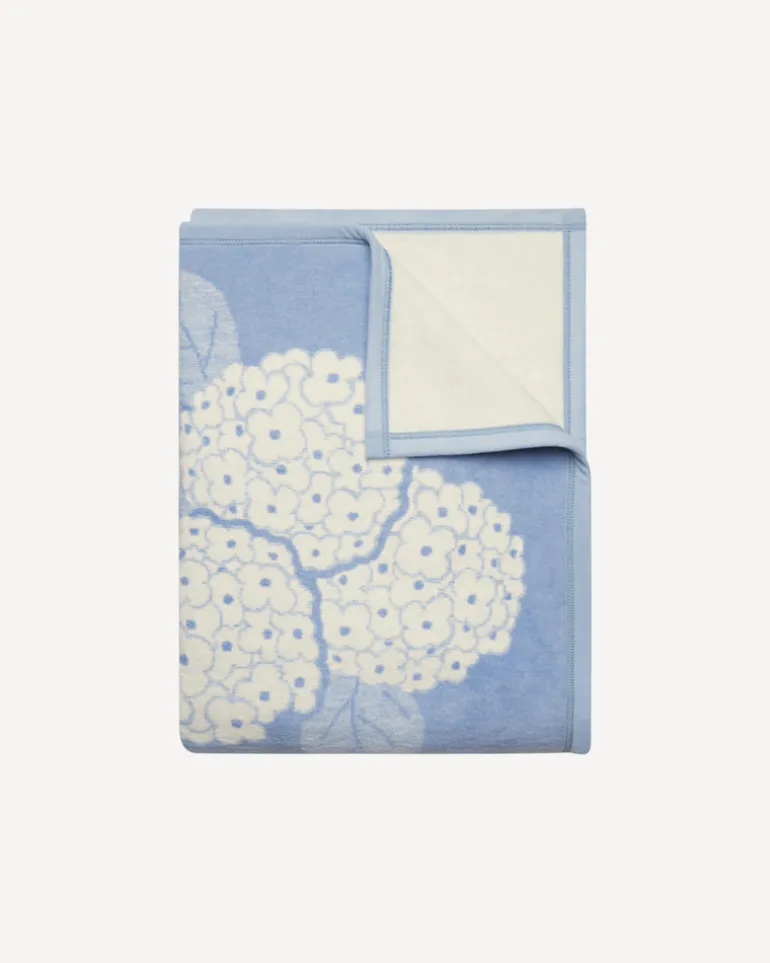 Hydrangeas Bluebell Blanket