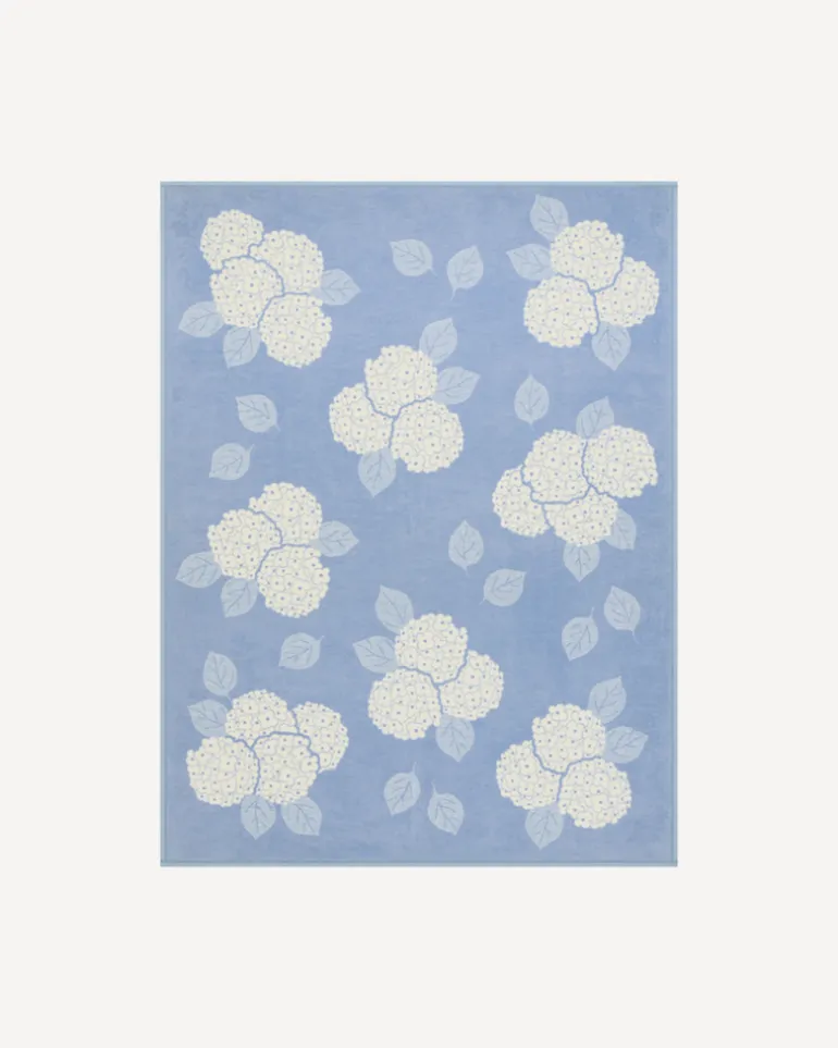 Hydrangeas Bluebell Blanket