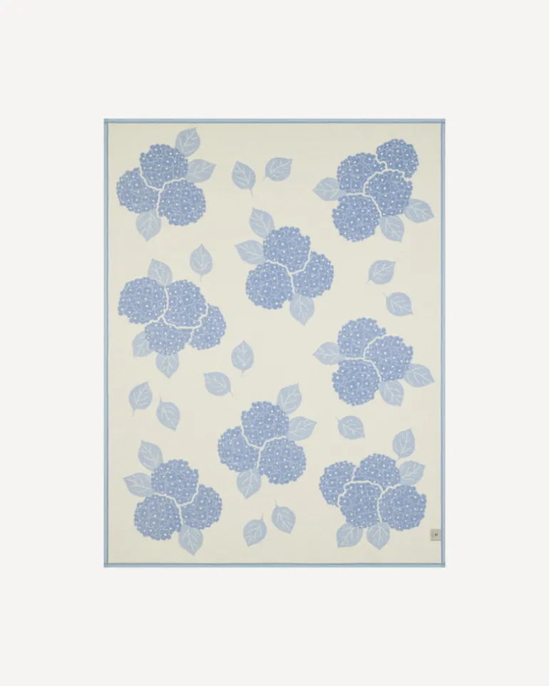Hydrangeas Bluebell Blanket