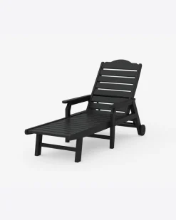 Savannah Chaise with Arms and Wheels