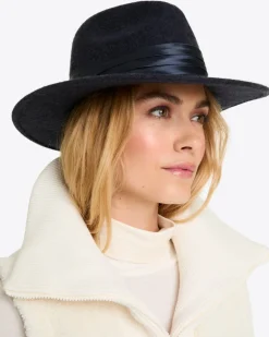 Wool Hat with Scarf